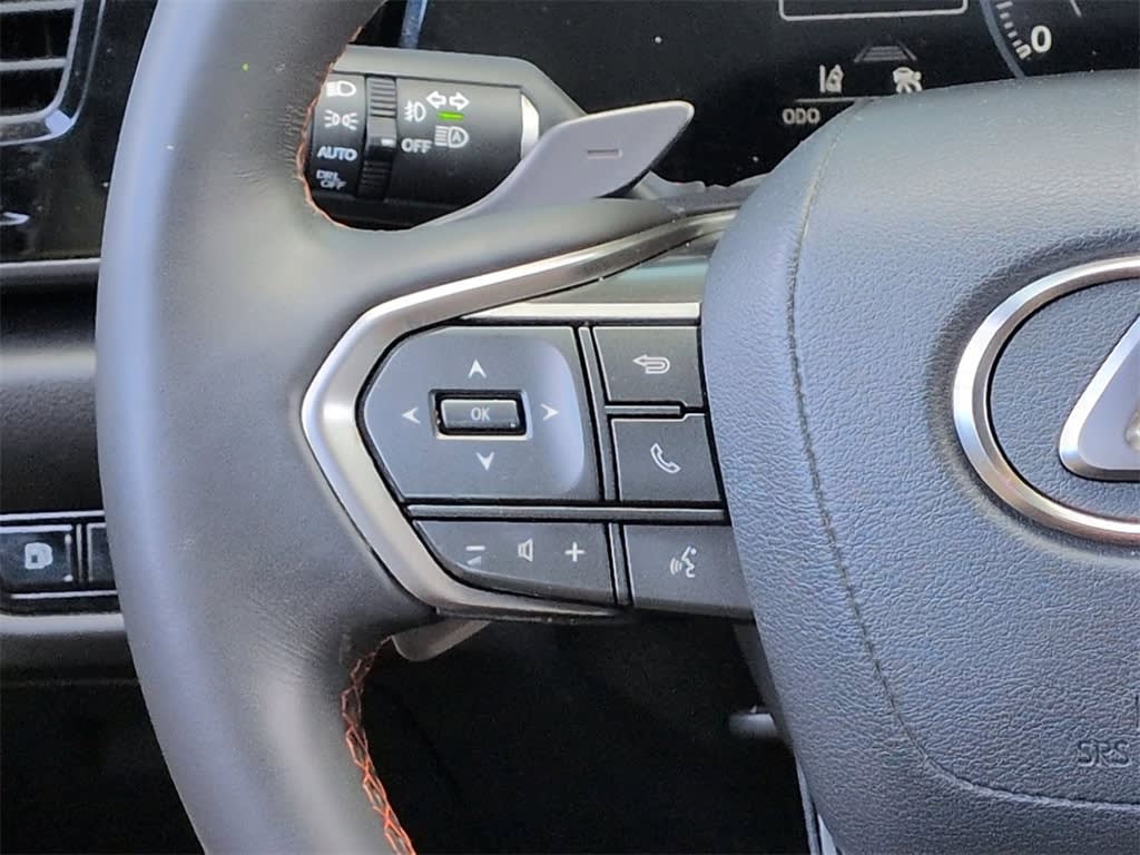 Thumbnail: 2024 Lexus ES - 32