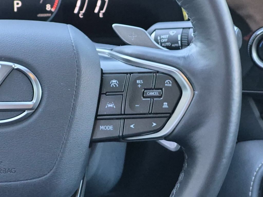 Thumbnail: 2025 Lexus ES - 34