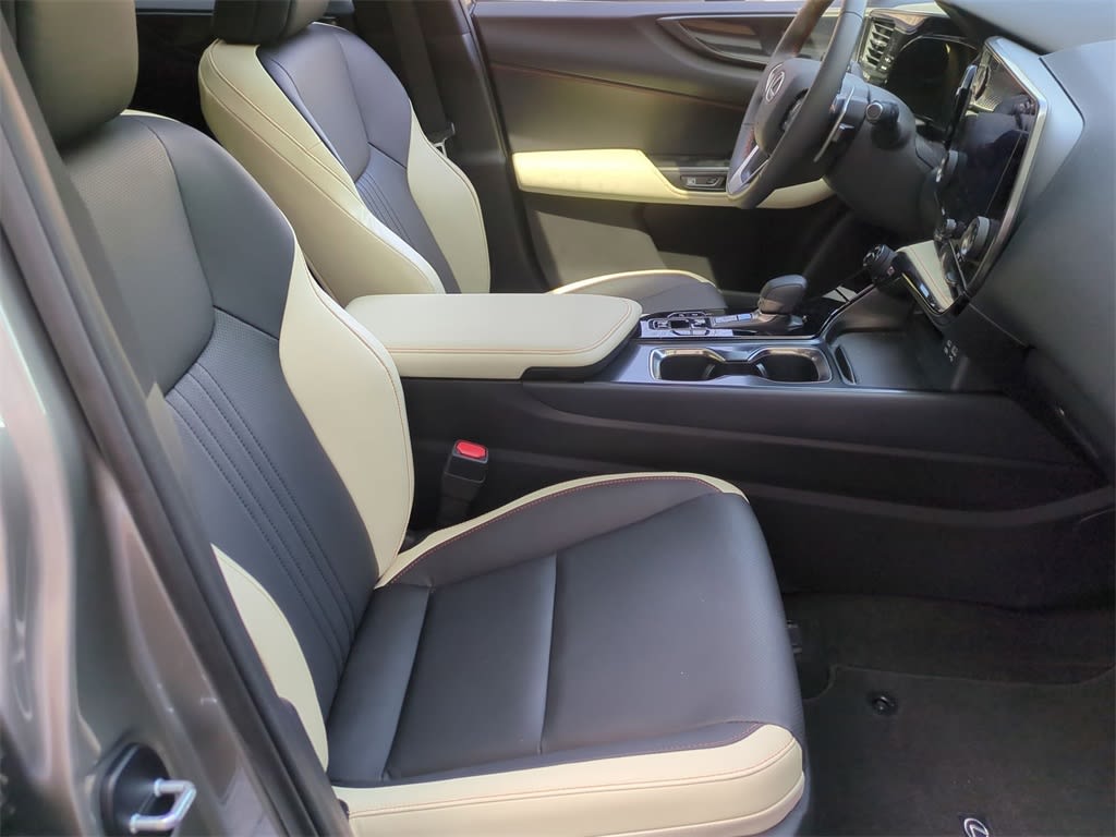 2022 Lexus NX 350 31