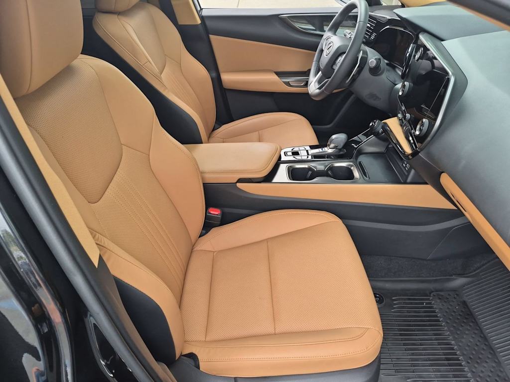 Thumbnail: 2024 Lexus ES - 10