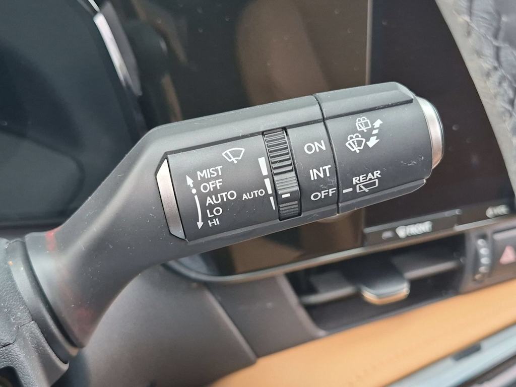Thumbnail: 2024 Lexus ES - 35