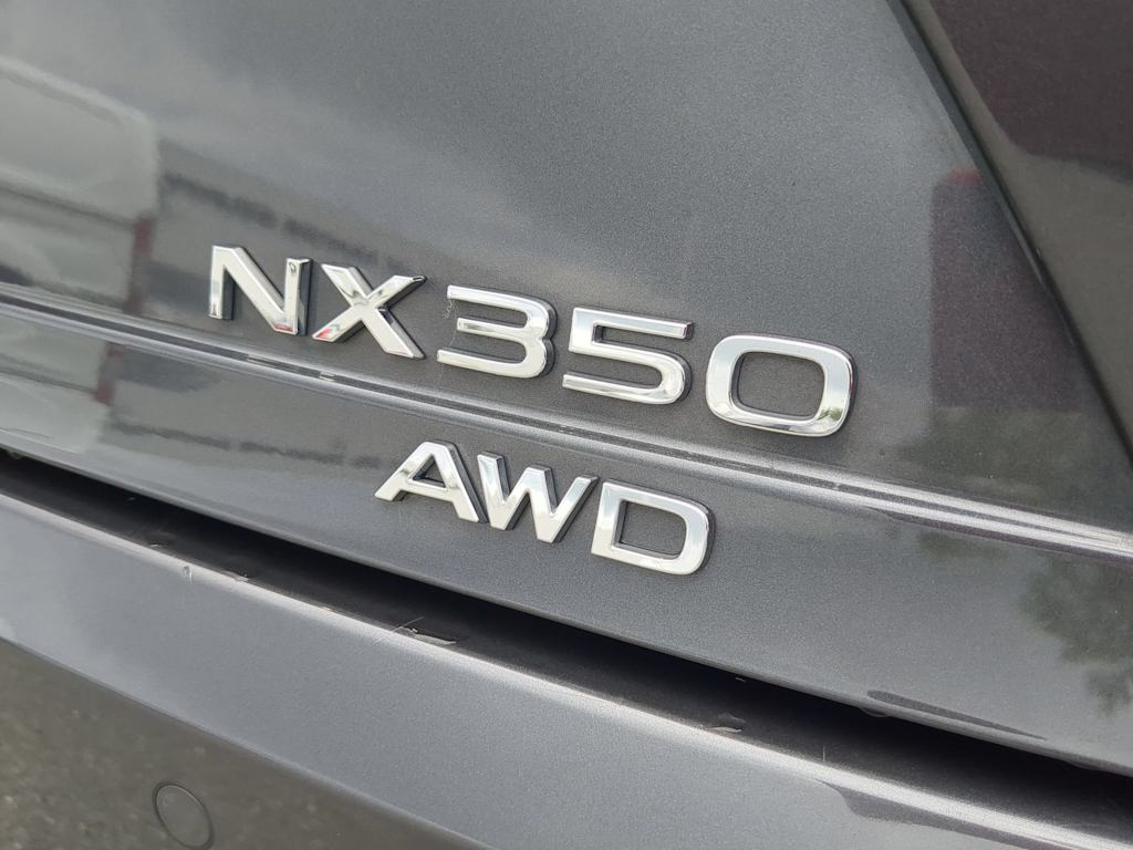 Thumbnail: 2025 Lexus ES - 26