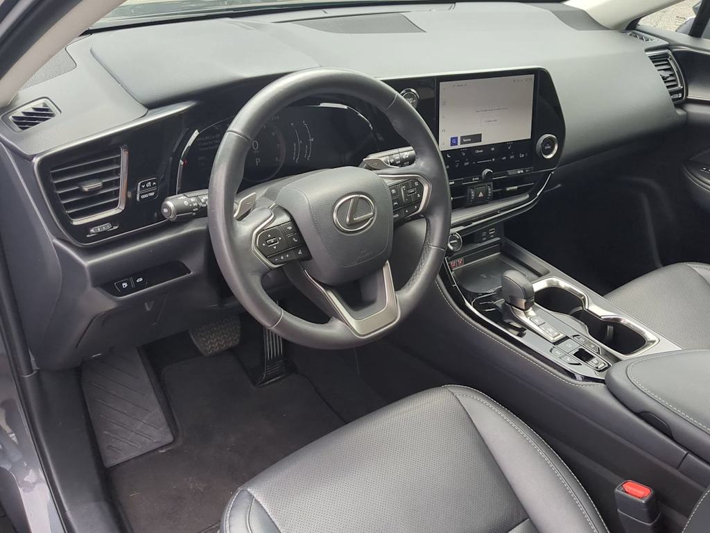 Thumbnail: 2025 Lexus ES - 2