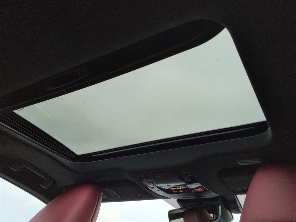 Thumbnail: 2024 Lexus ES - 30