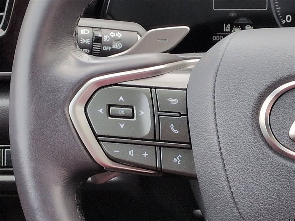 Thumbnail: 2024 Lexus ES - 32