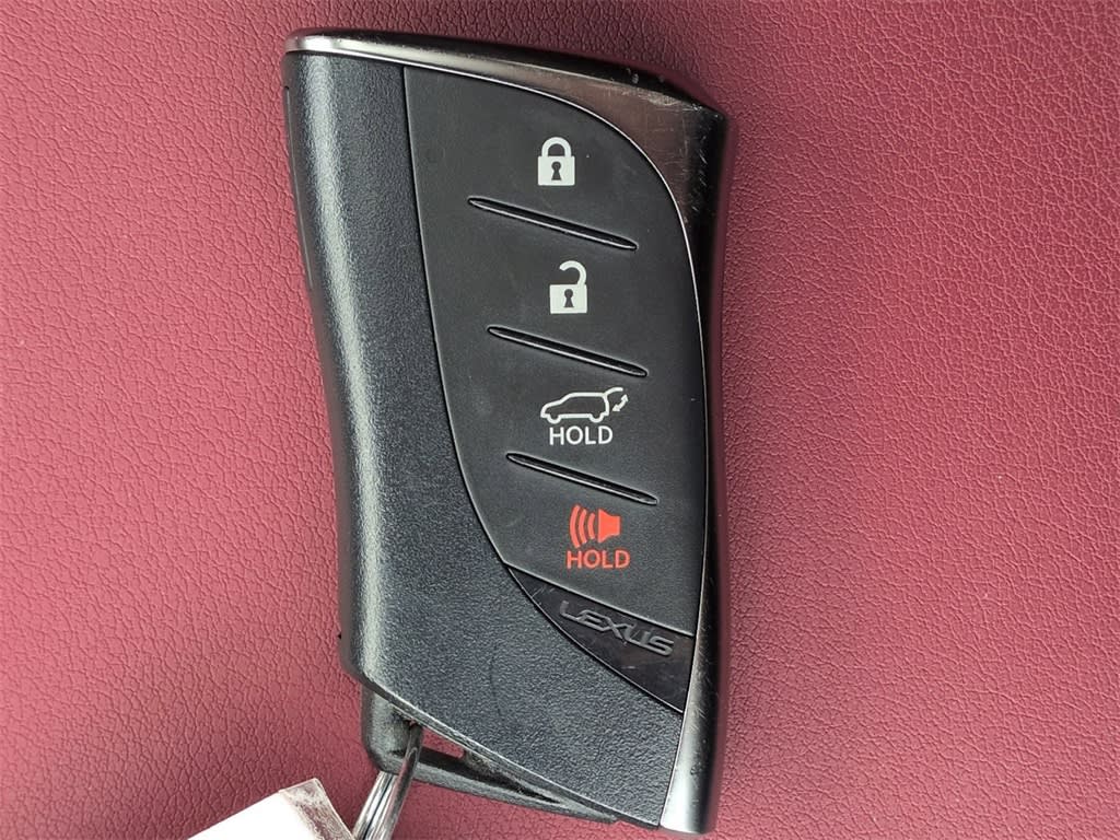 Thumbnail: 2024 Lexus ES - 38