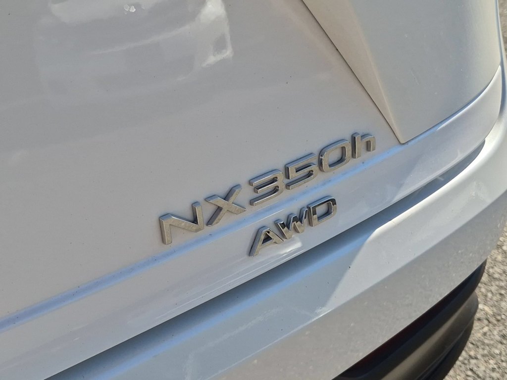 Thumbnail: 2025 Lexus ES - 7