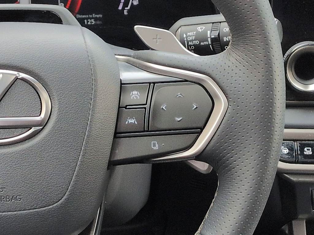 Thumbnail: 2023 Lexus RX - 33