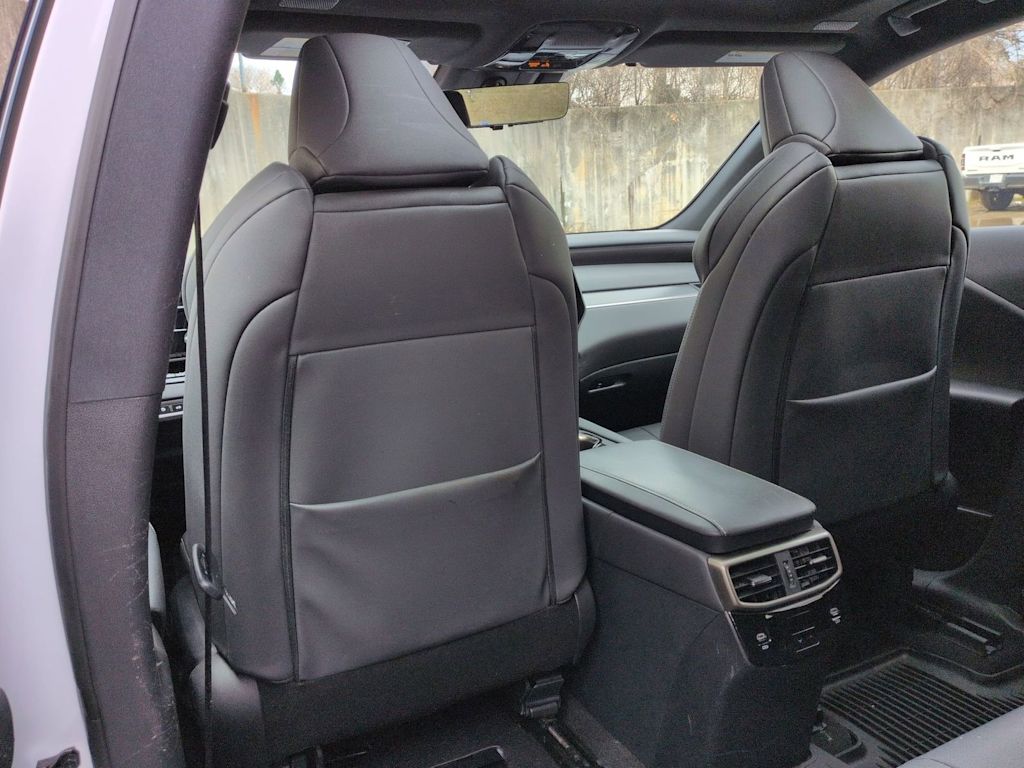 Thumbnail: 2023 Lexus RX - 12