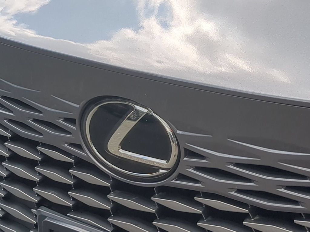 Thumbnail: 2023 Lexus RX - 7