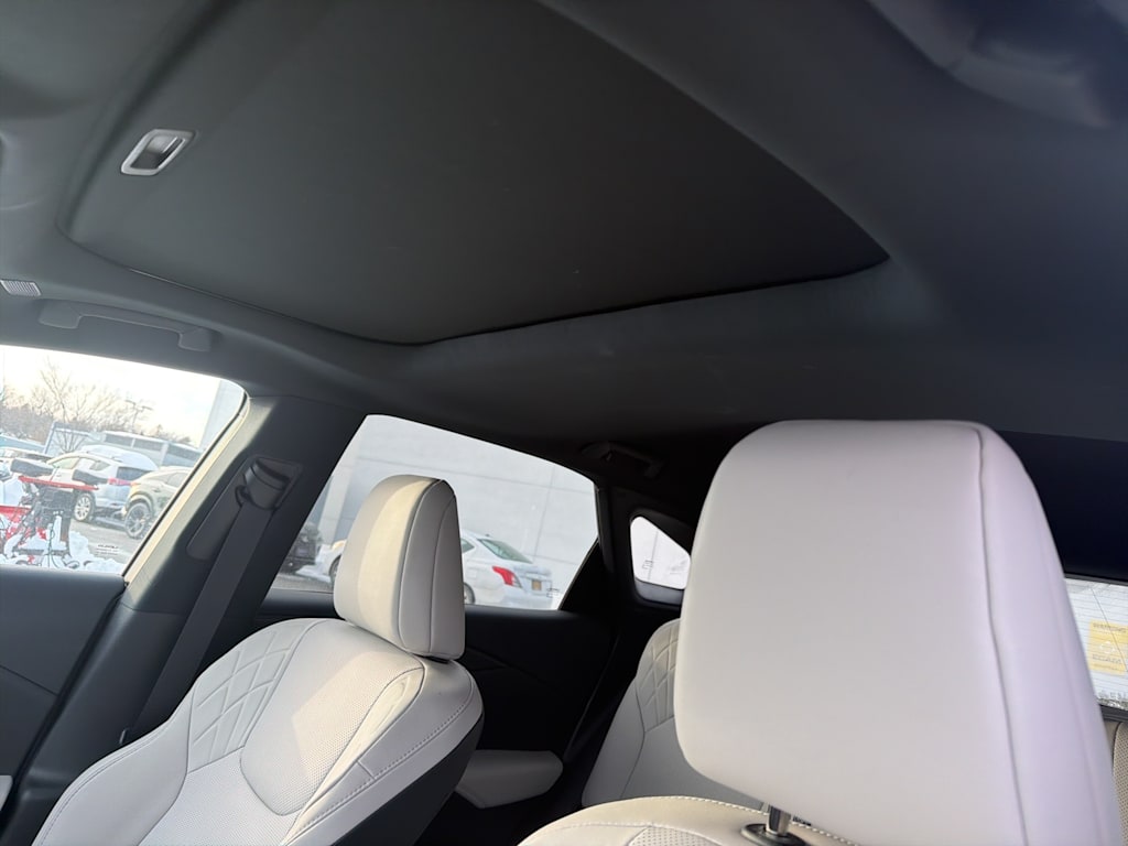 Thumbnail: 2025 Lexus RX - 20