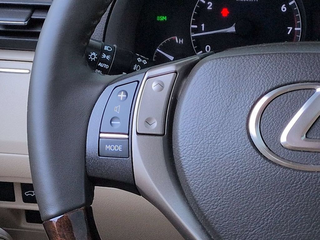 Thumbnail: 2015 Lexus RX - 33