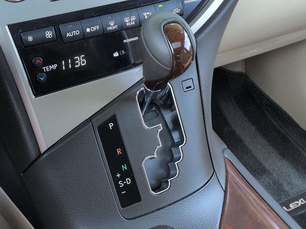 Thumbnail: 2015 Lexus RX - 38