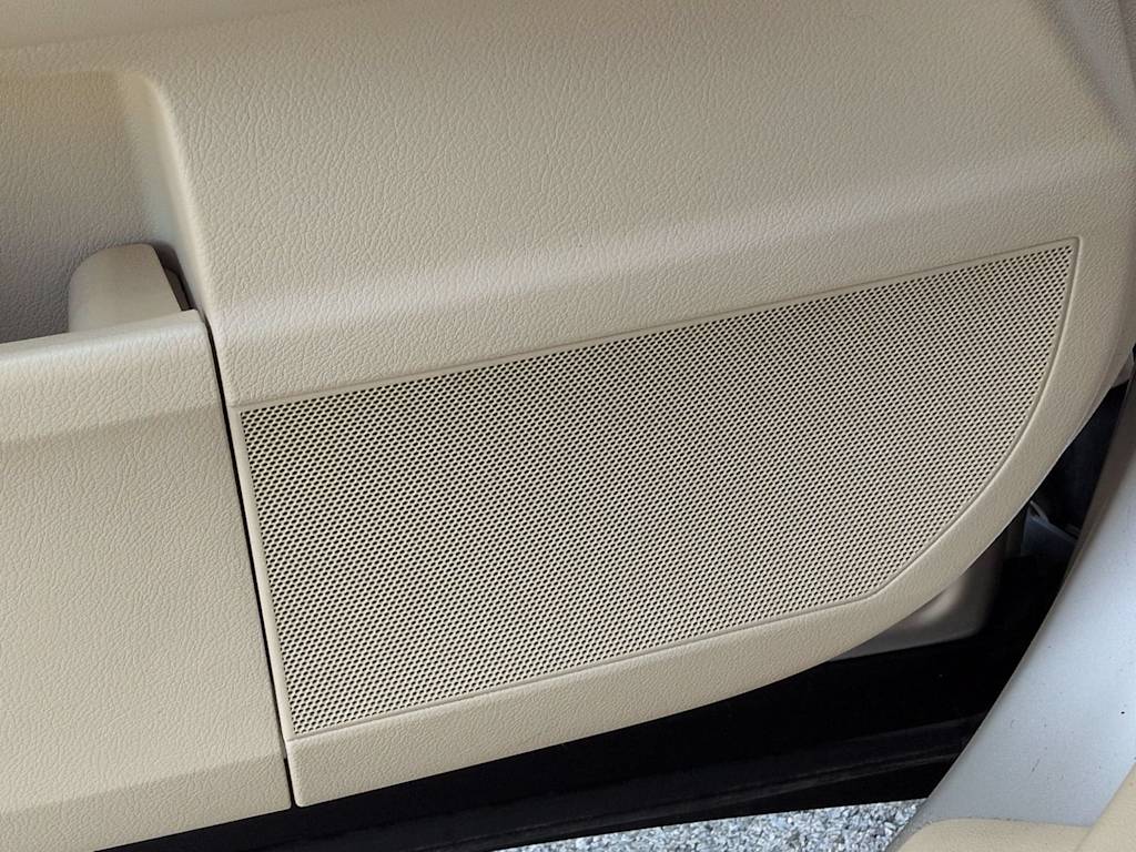 Thumbnail: 2015 Lexus RX - 37