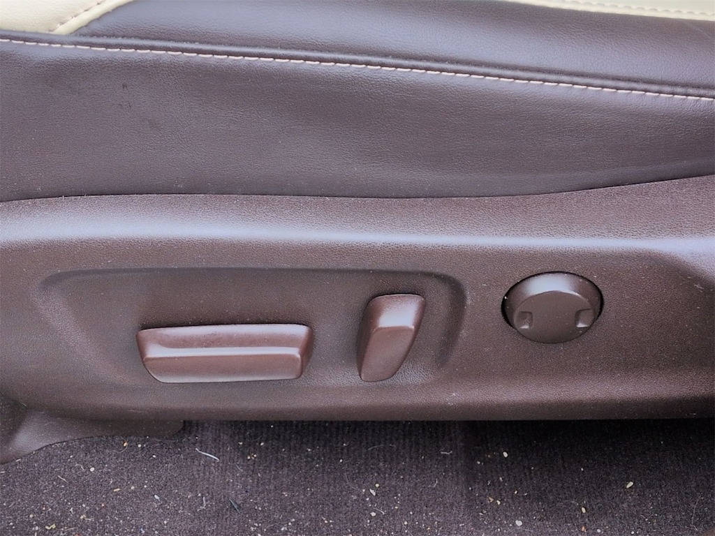 Thumbnail: 2019 Lexus RX - 26