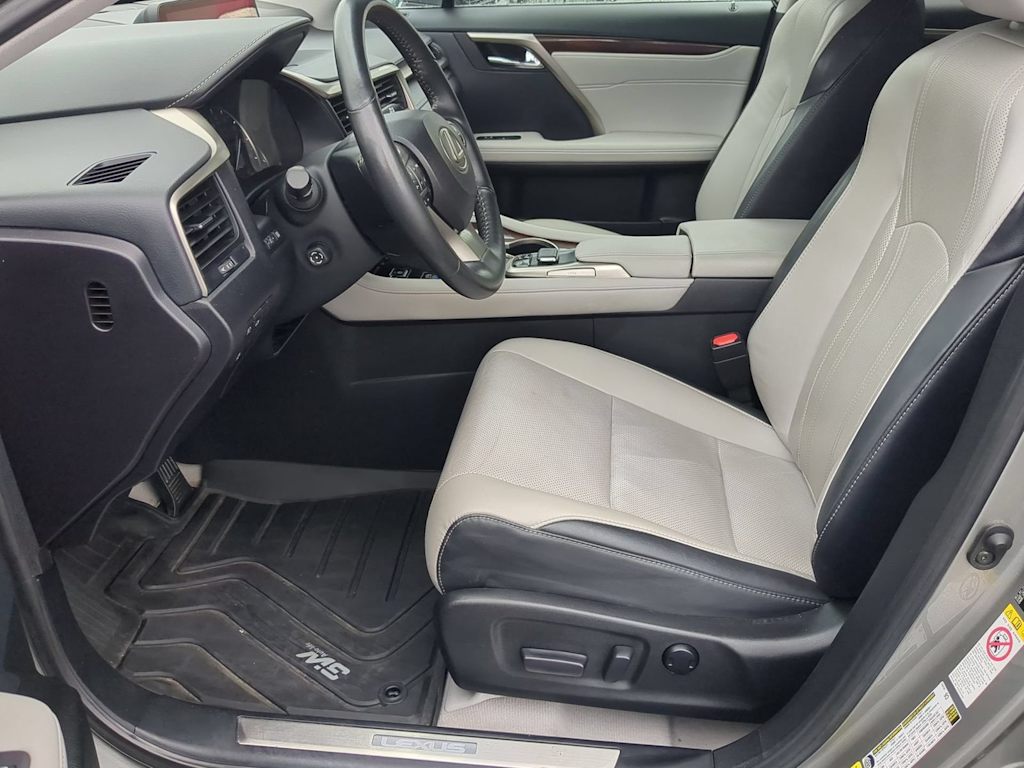 Thumbnail: 2018 Lexus RX - 11
