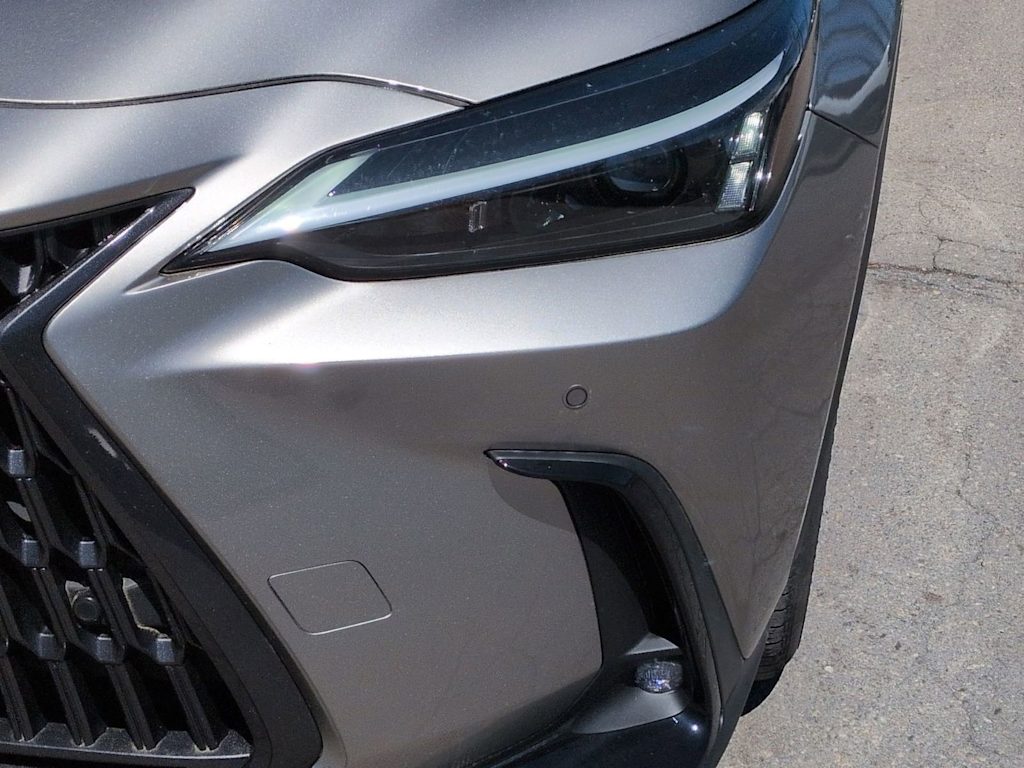 Thumbnail: 2024 Lexus ES - 25
