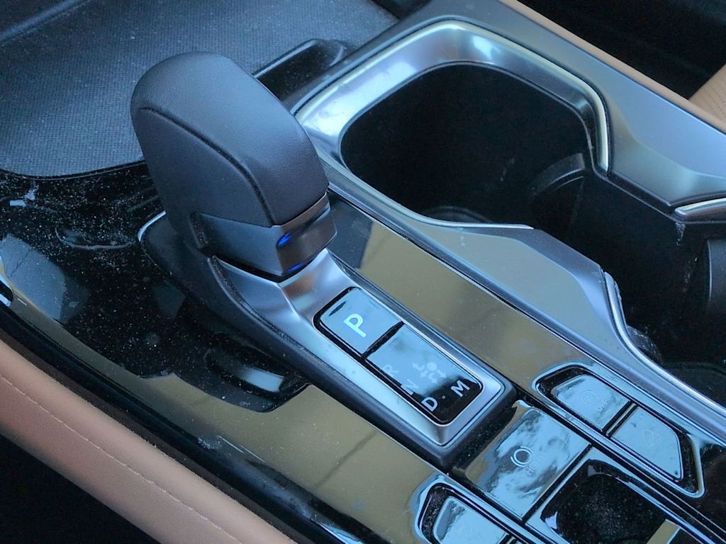 Thumbnail: 2024 Lexus ES - 16