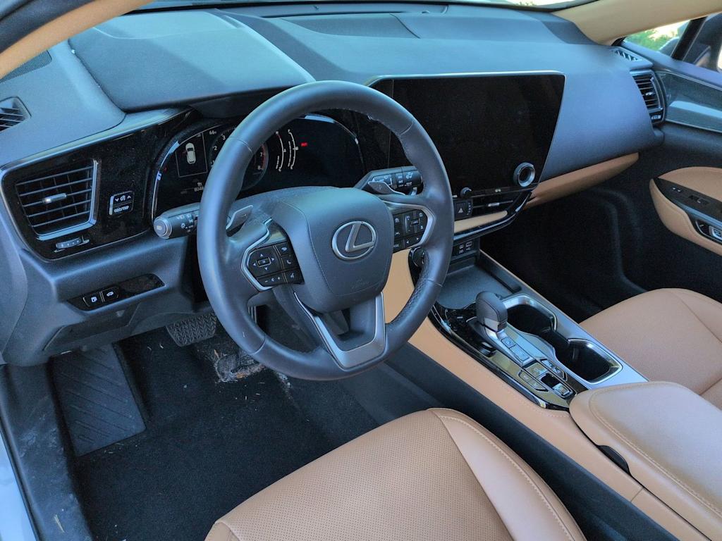 Thumbnail: 2024 Lexus ES - 2