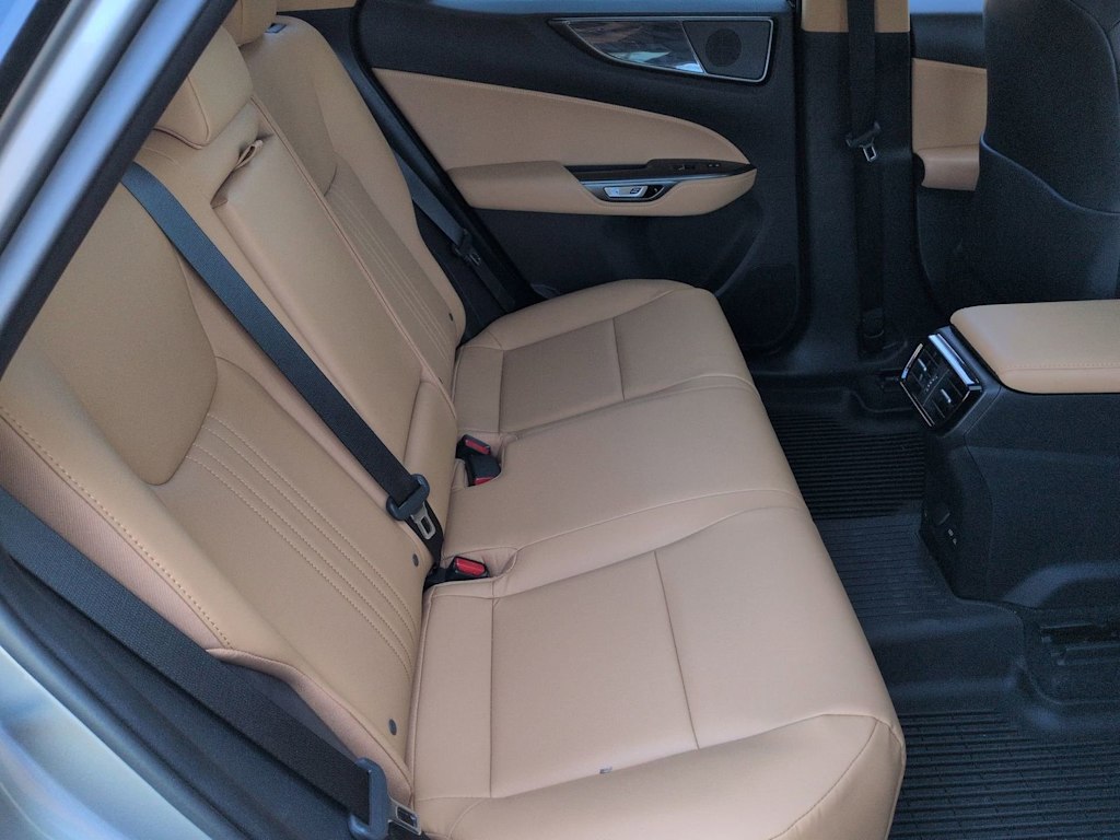 Thumbnail: 2024 Lexus ES - 29