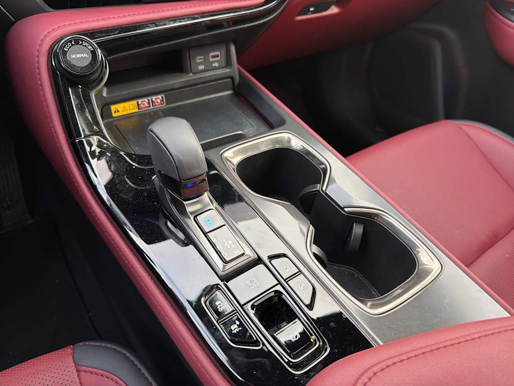 Thumbnail: 2025 Lexus ES - 11