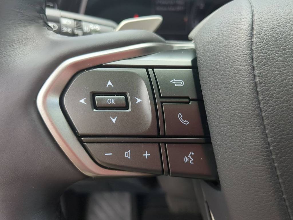 Thumbnail: 2026 Lexus ES - 32