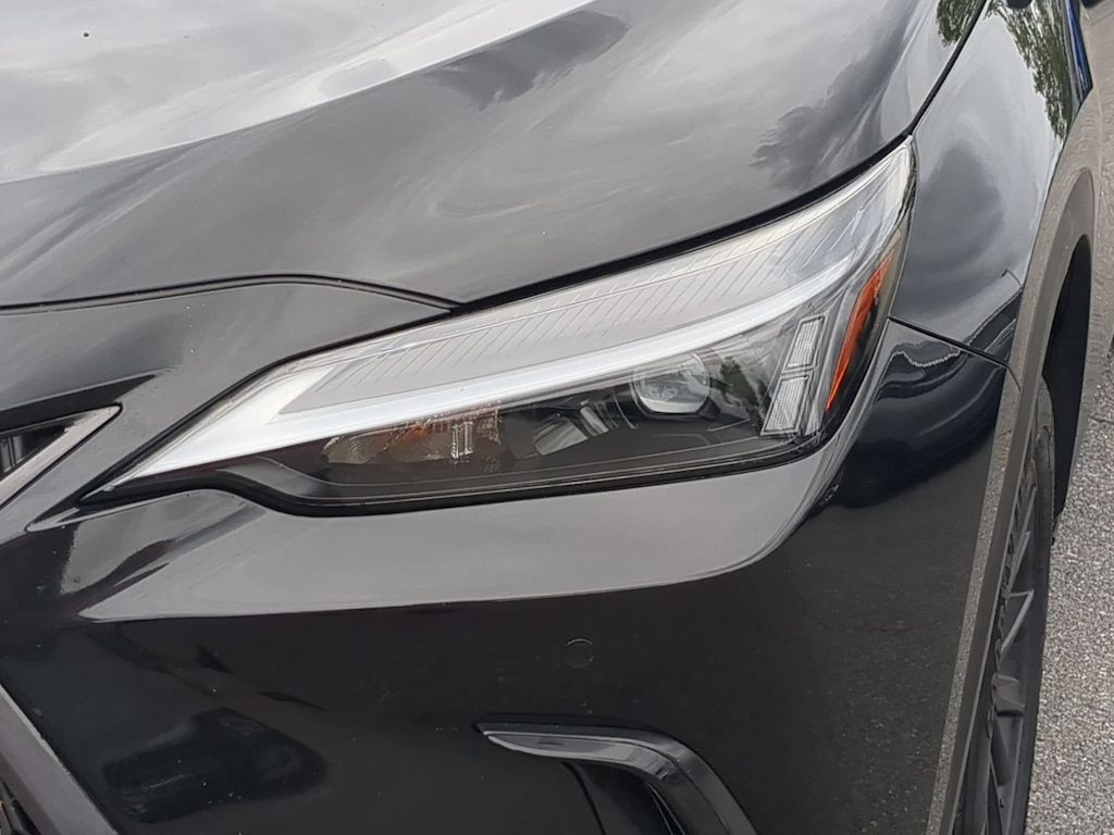 Thumbnail: 2024 Lexus ES - 26