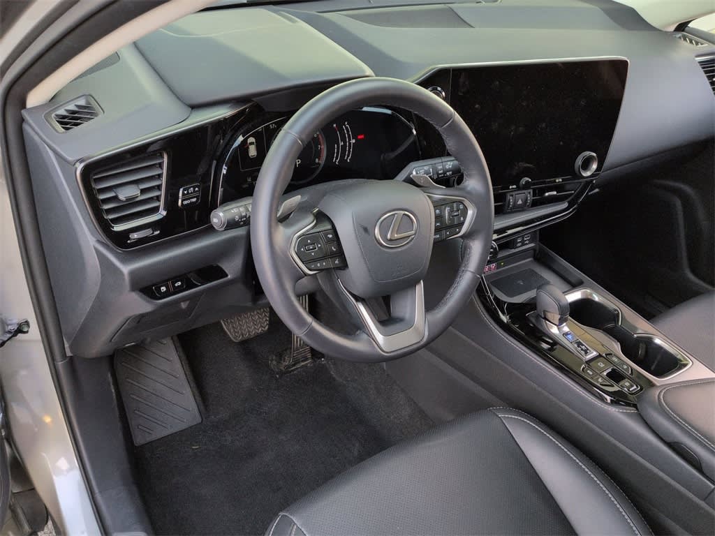 Thumbnail: 2024 Lexus ES - 2