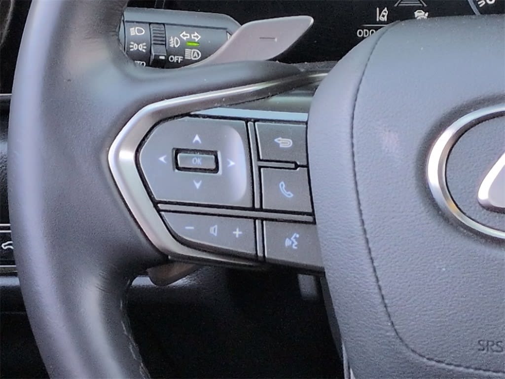 Thumbnail: 2024 Lexus ES - 32