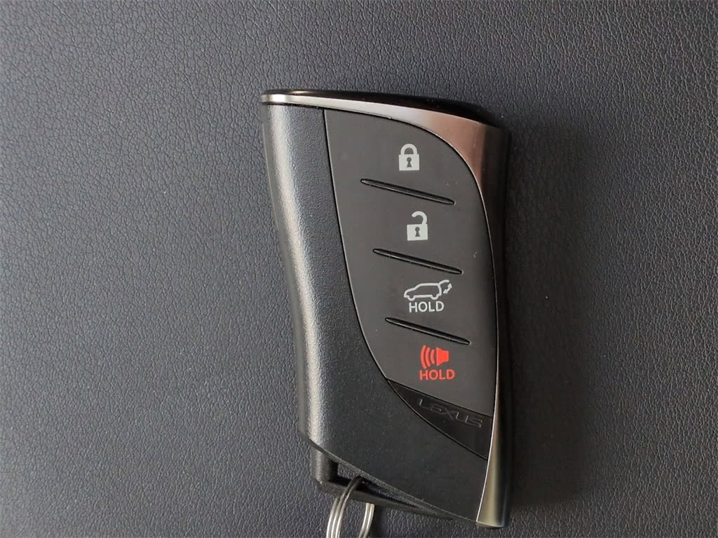 Thumbnail: 2024 Lexus ES - 38