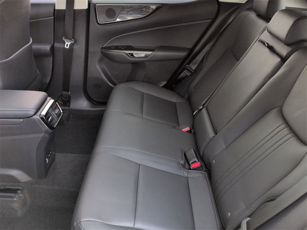 Thumbnail: 2024 Lexus ES - 29