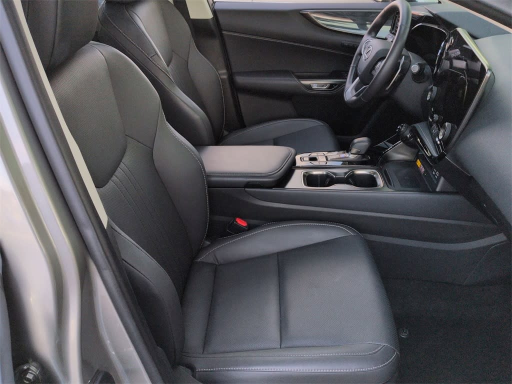 Thumbnail: 2024 Lexus ES - 12