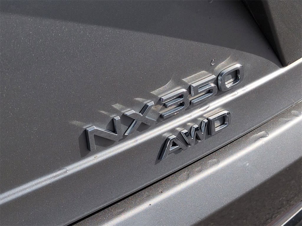 Thumbnail: 2024 Lexus ES - 7