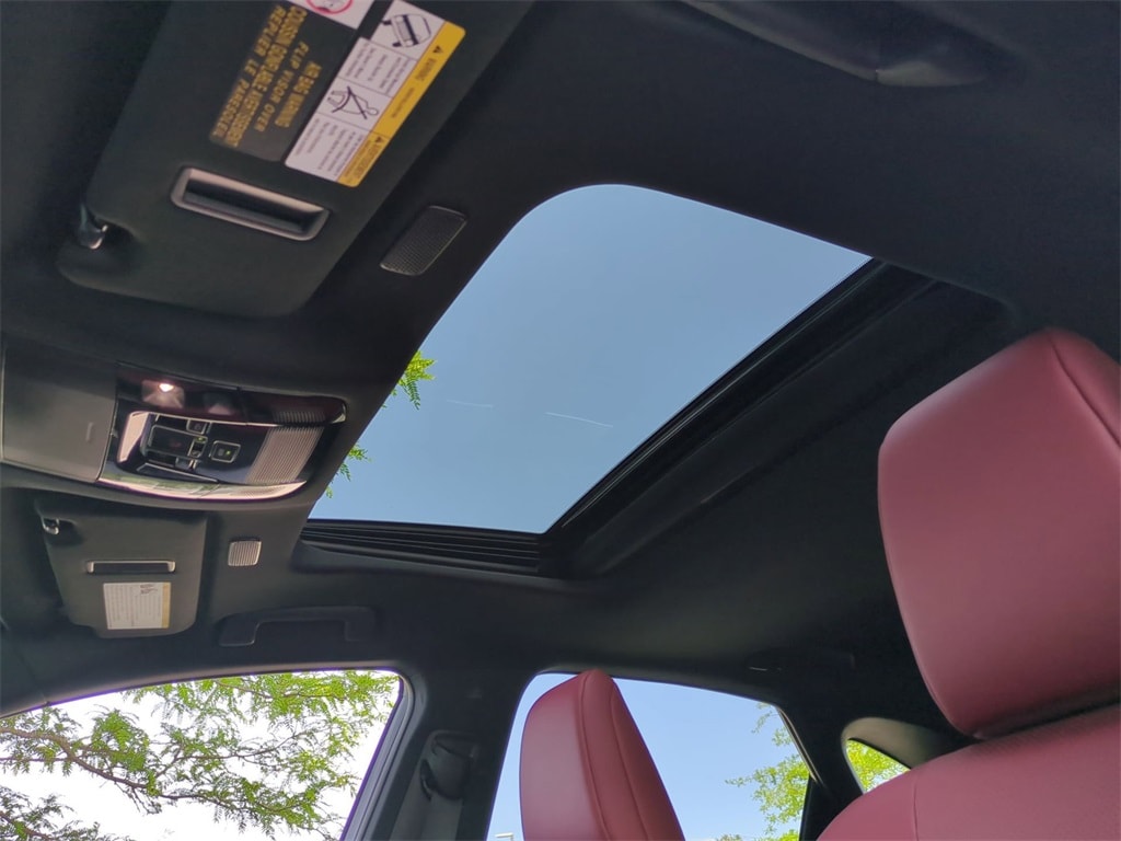 2025 Lexus ES 350 28