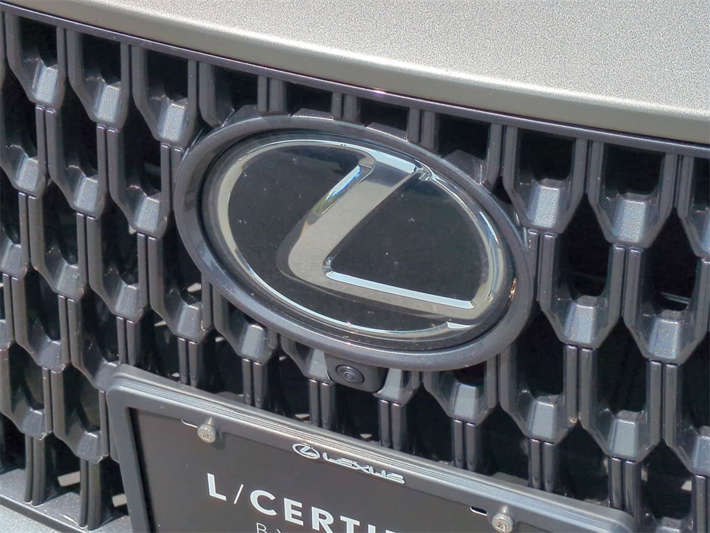 2025 Lexus ES 350 8