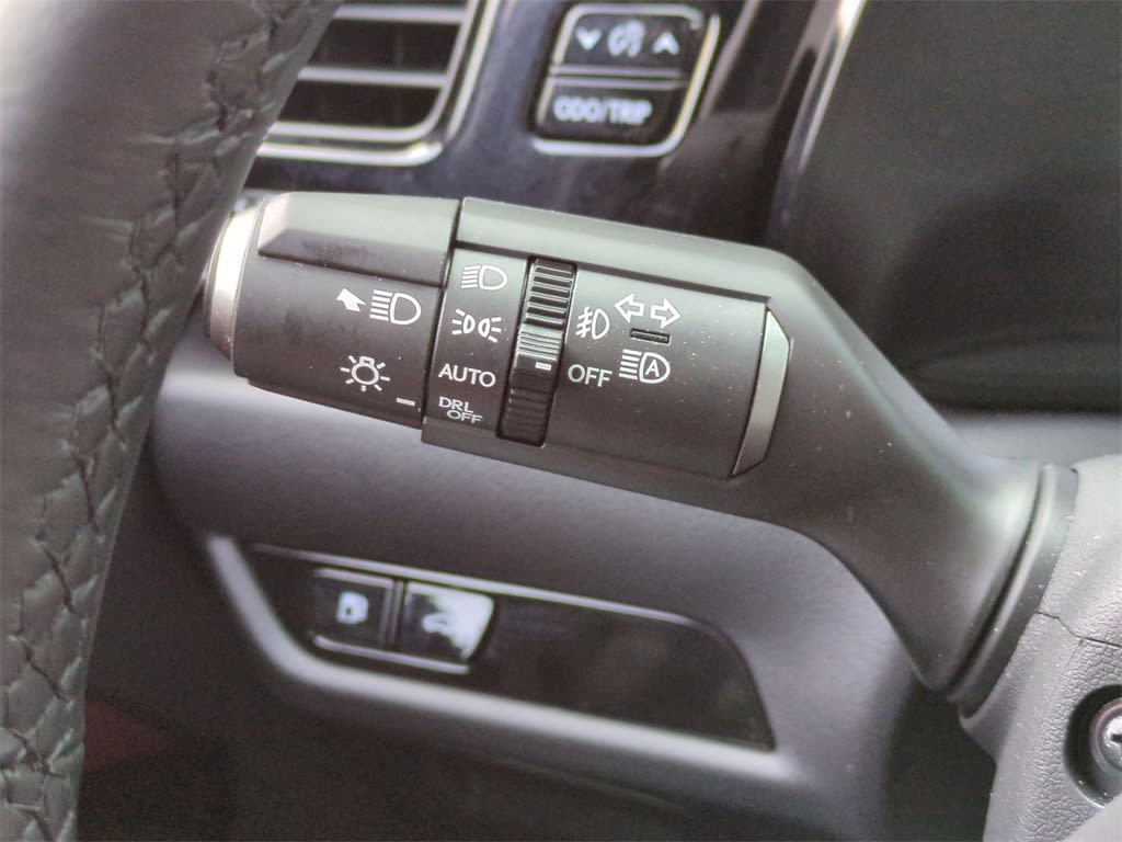 2025 Lexus ES 350 35