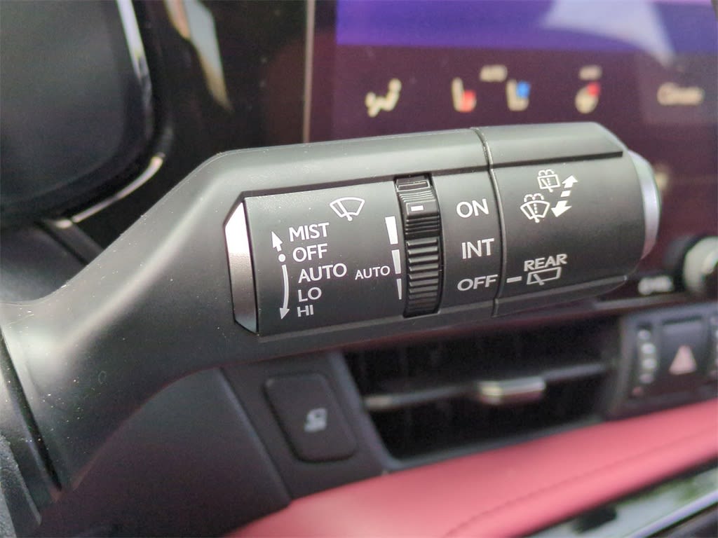 2025 Lexus ES 350 34