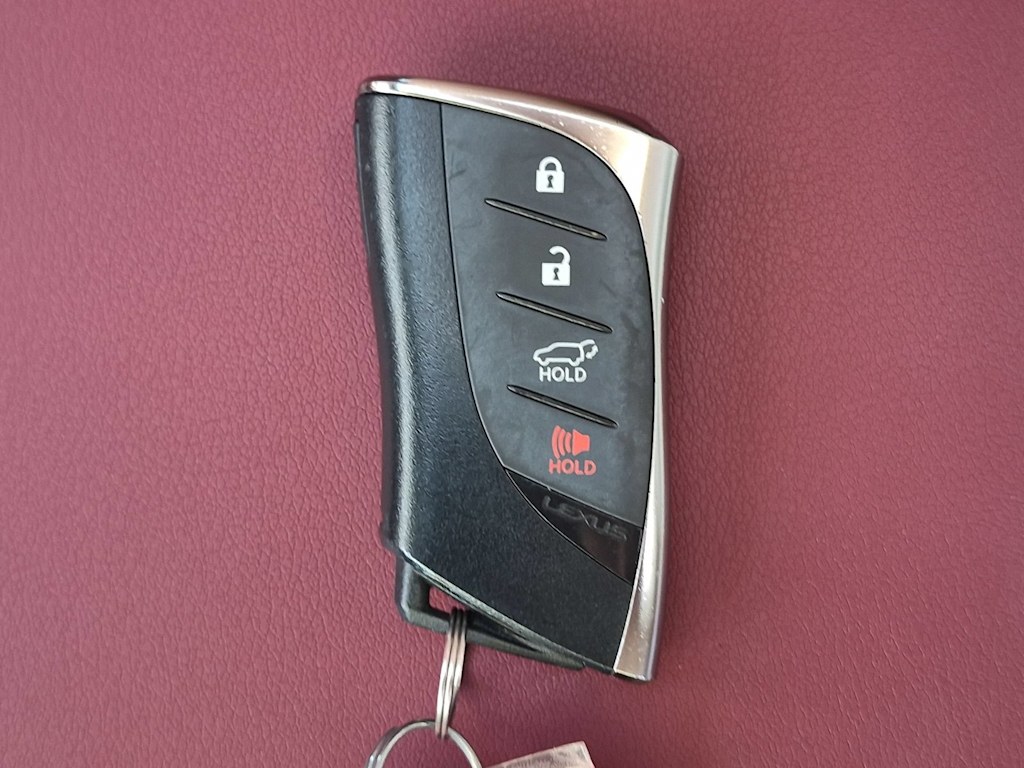 Thumbnail: 2024 Lexus ES - 38