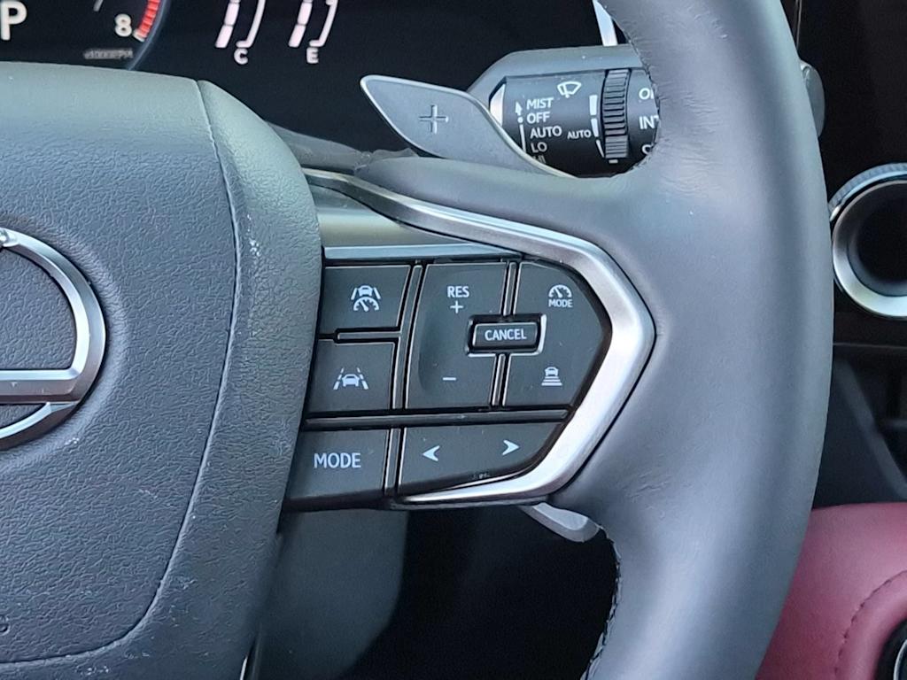 Thumbnail: 2024 Lexus ES - 33