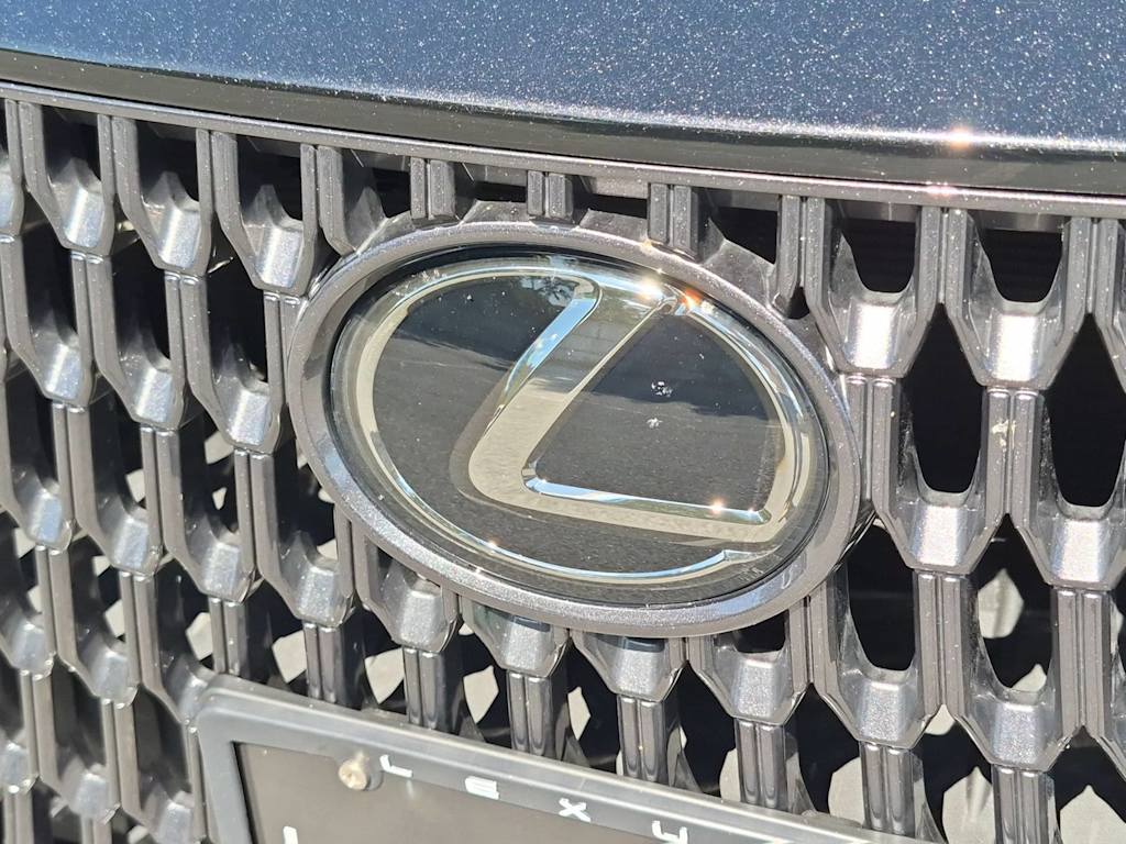 Thumbnail: 2024 Lexus ES - 8