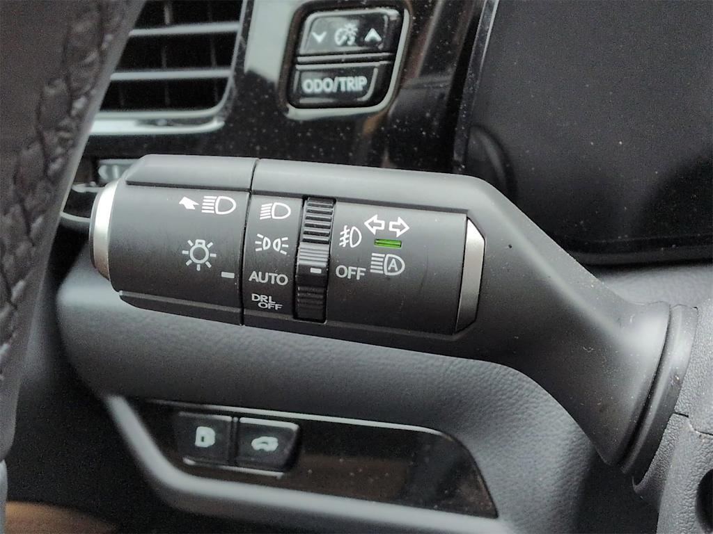 Thumbnail: 2024 Lexus ES - 34