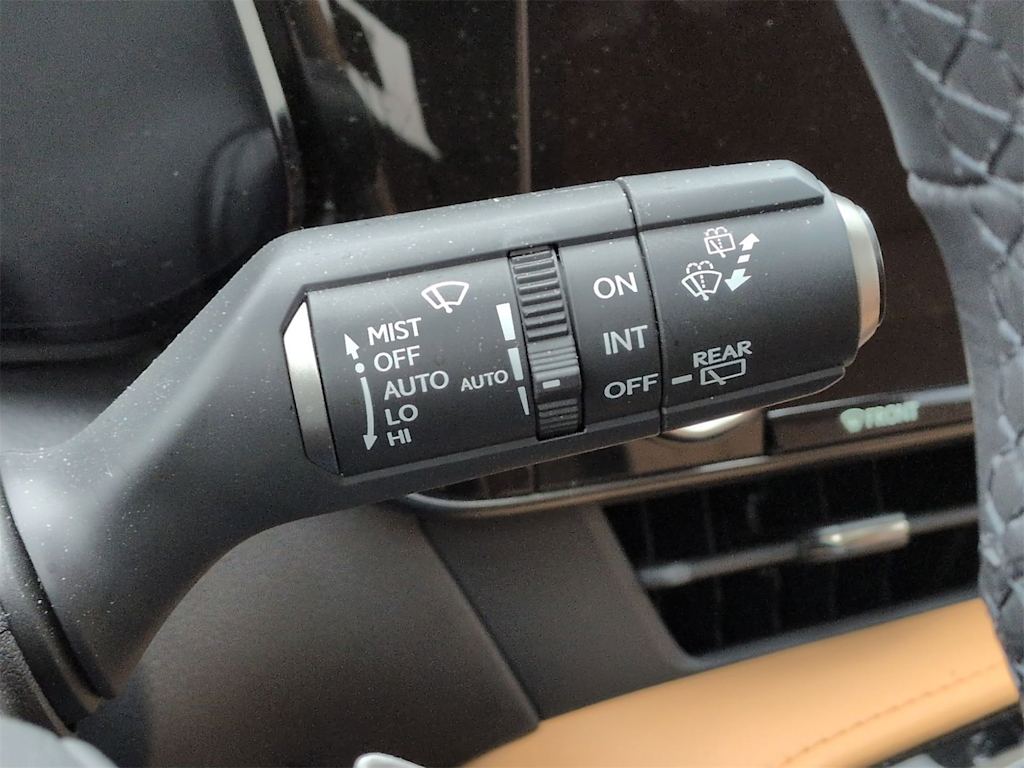 Thumbnail: 2024 Lexus ES - 33