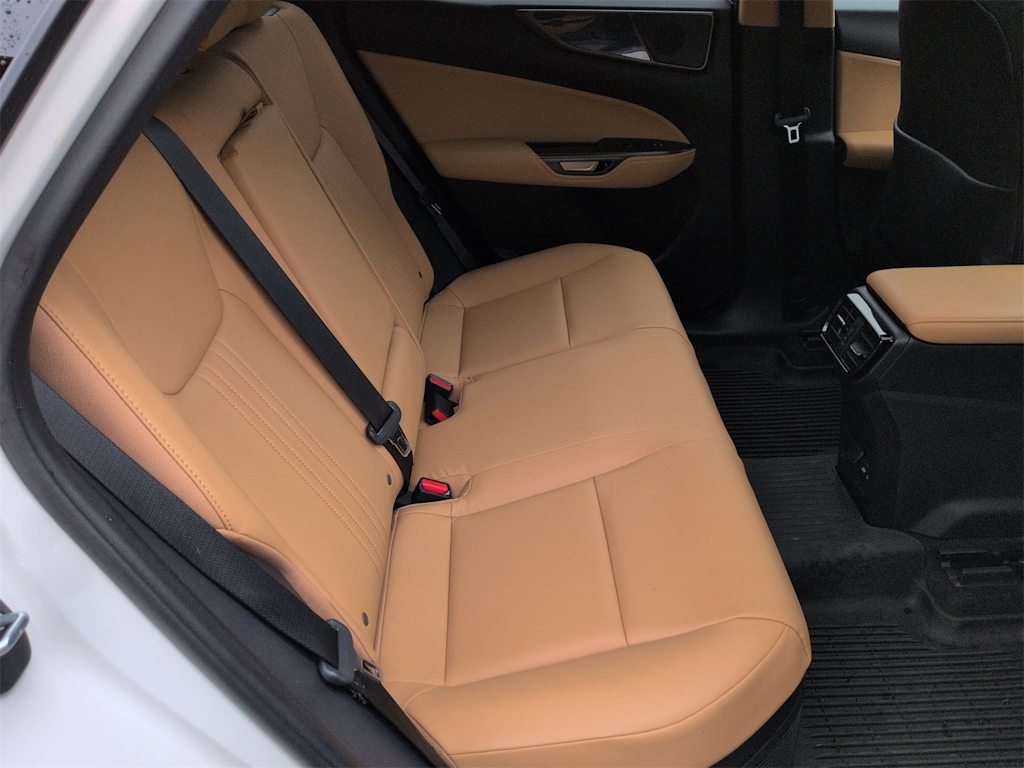 Thumbnail: 2024 Lexus ES - 28