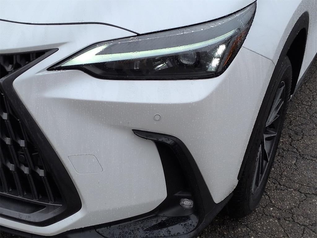 Thumbnail: 2024 Lexus ES - 24