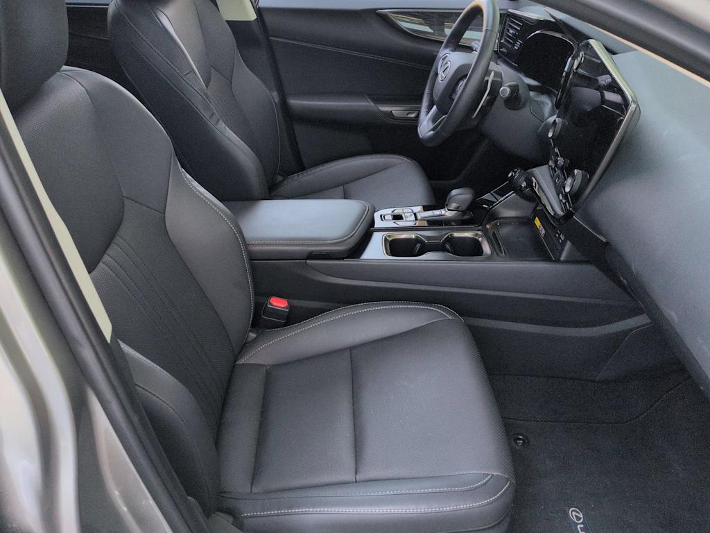 Thumbnail: 2026 Lexus ES - 32