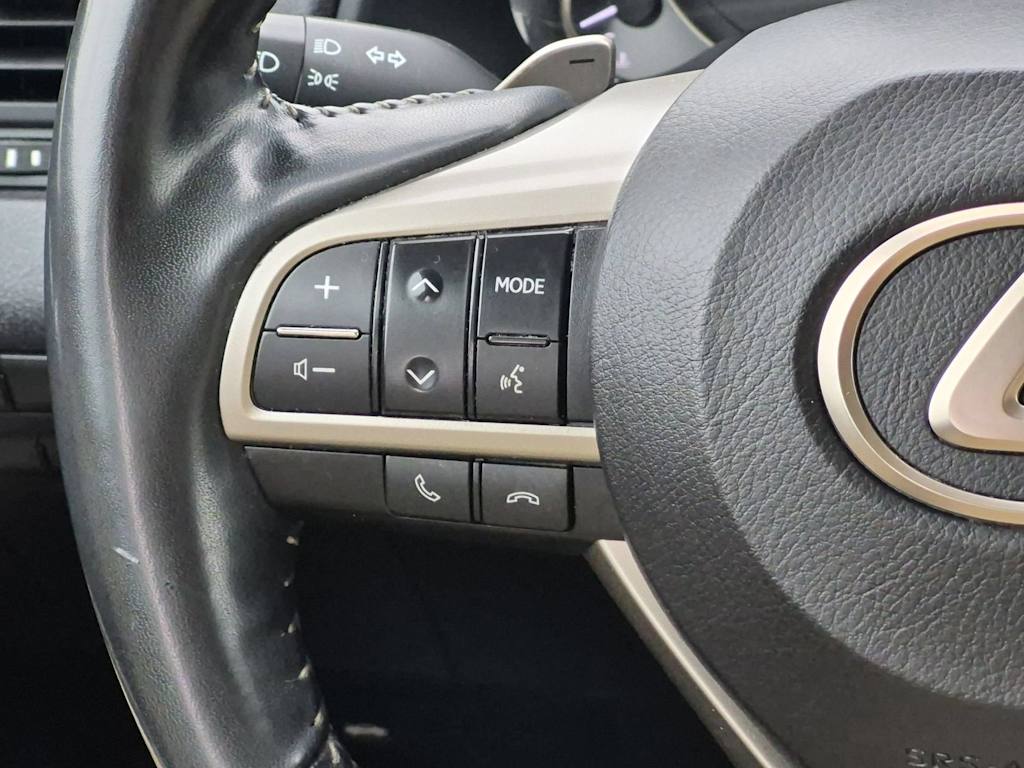 Thumbnail: 2021 Lexus RX - 32