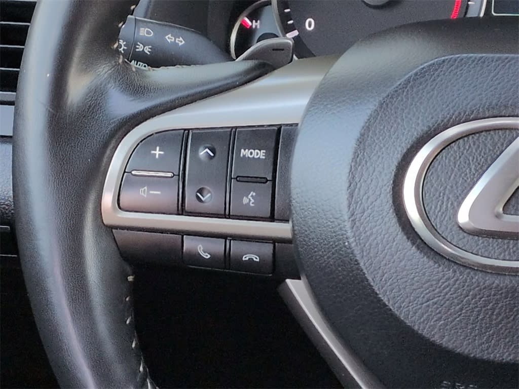 Thumbnail: 2020 Lexus RX - 33