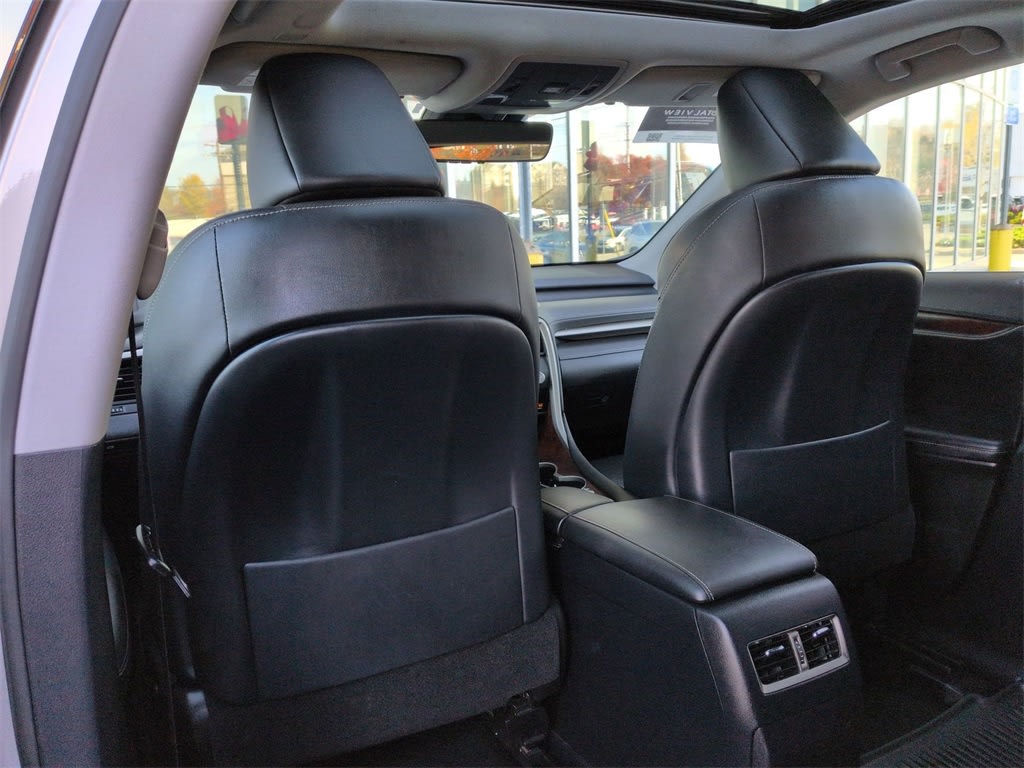 Thumbnail: 2020 Lexus RX - 12