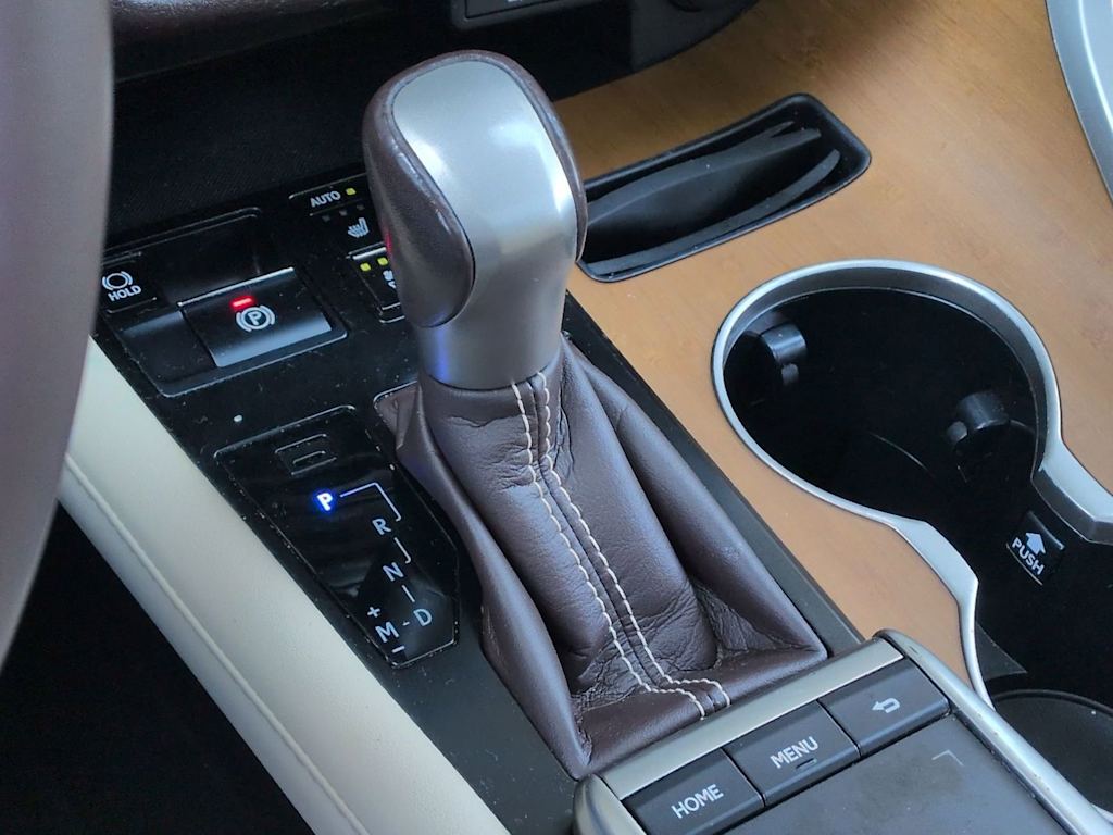 Thumbnail: 2020 Lexus RX - 38