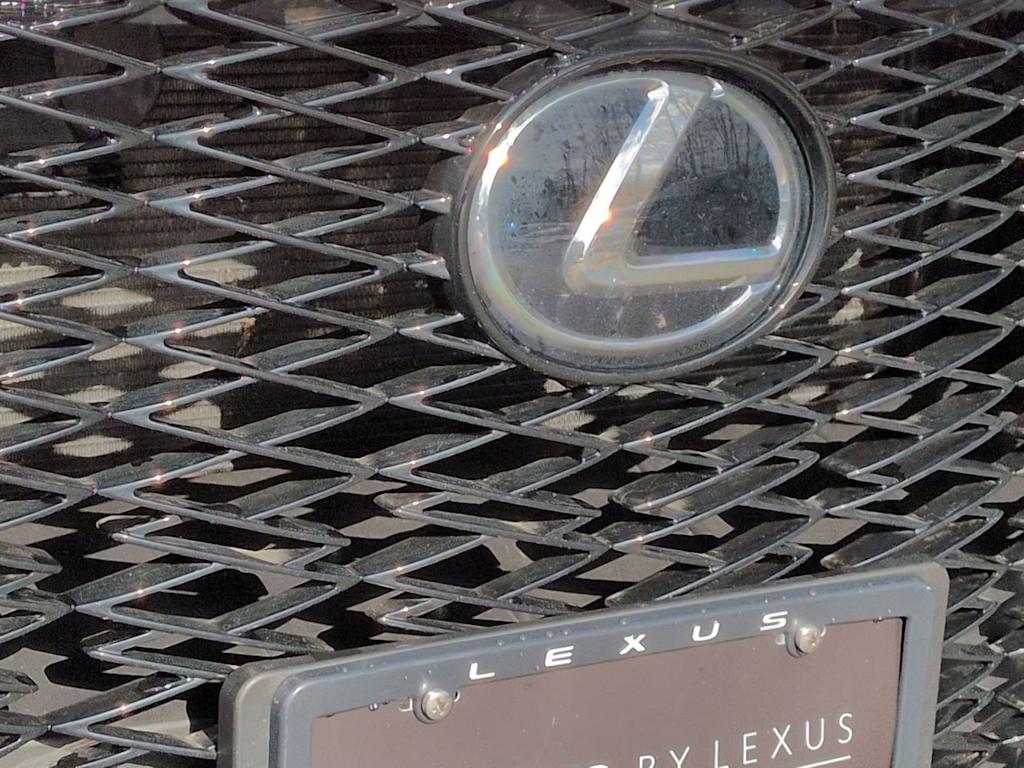 Thumbnail: 2025 Lexus ES - 6